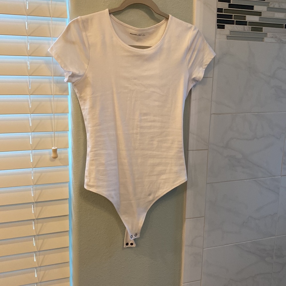 Abercrombie & Fitch white bodysuit